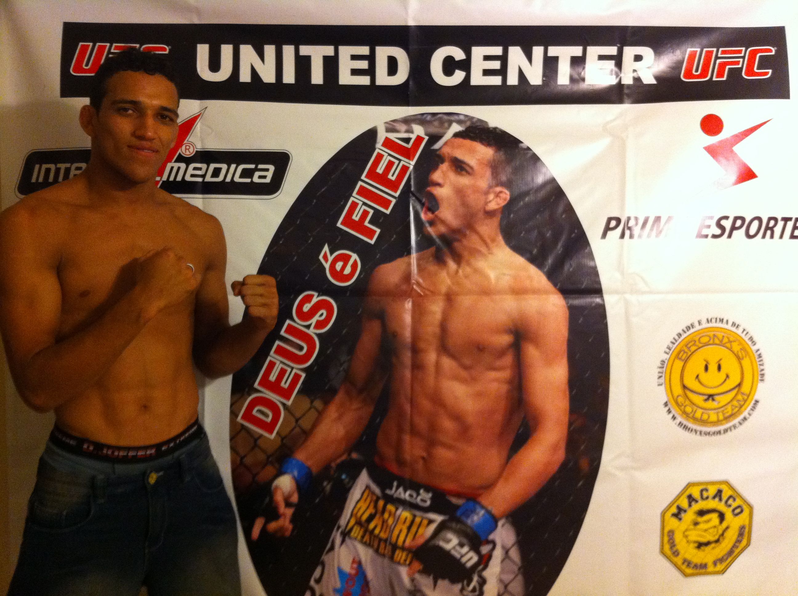 De Champ's ringside banner